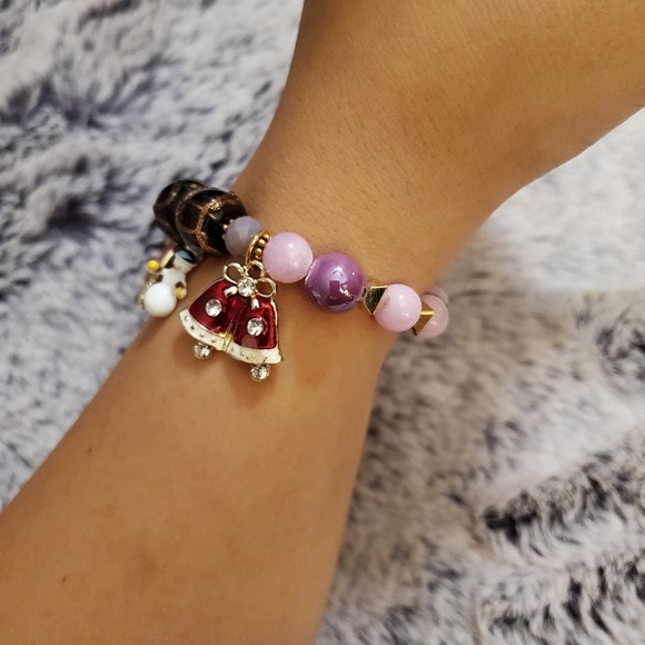 New Hand Made Christmas Charm🎄 Bracelet - Picture 6 of 10